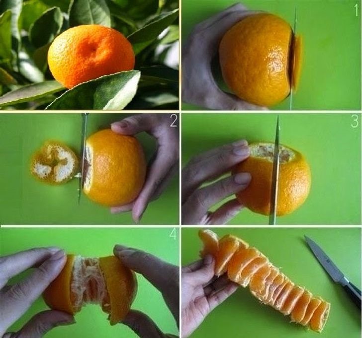 3. Quýt Người sáng tạo ra cách ăn loại quả này quả thực rất thú vị. Bạn chỉ cần cắt đầu quả quýt, khứa 1 đường dao giữa quả và có thể dễ dàng tách quýt ra thưởng thức vô cùng đẹp mắt.