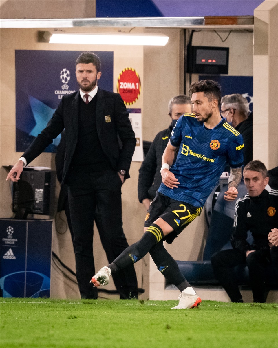 Carrick nên được động viên sau chiến thắng. Ảnh: Manchester United