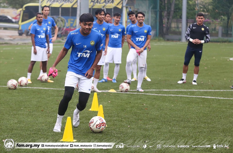 Mới chỉ có 11/28 cầu thủ tuyển Malaysia tập trung để chuẩn bị cho AFF Cup 2020. Ảnh: FAM