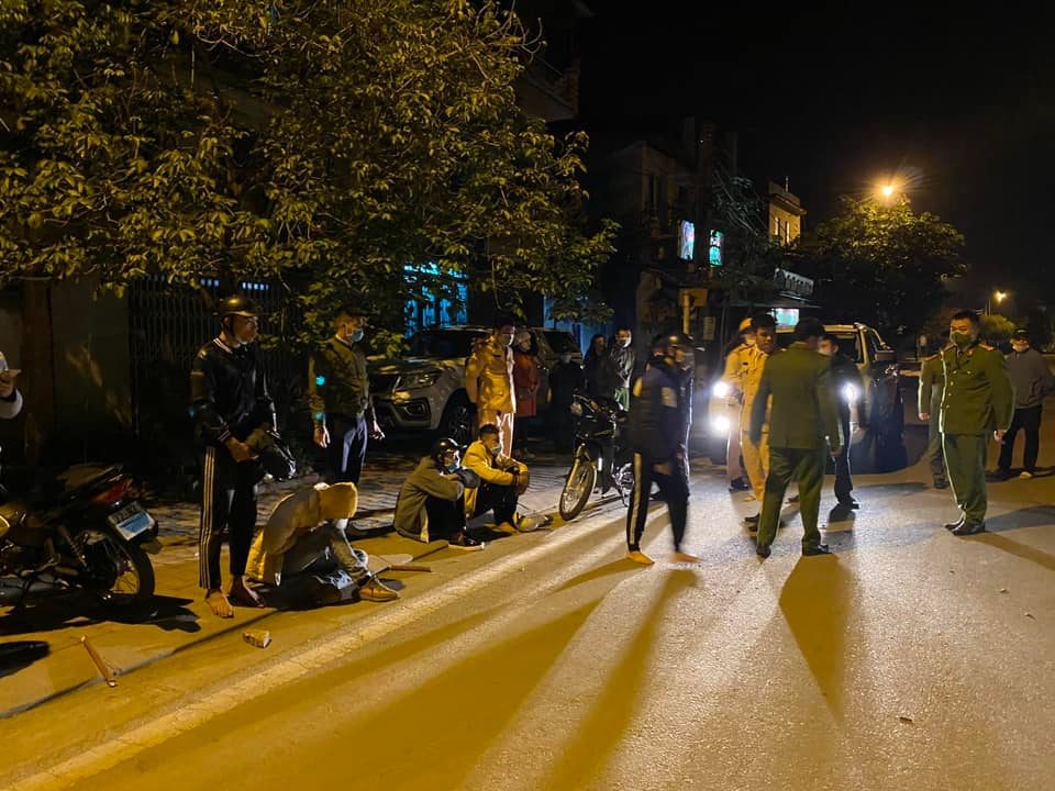Ngay trong đêm, nhóm thanh niên tổ chức đua xe trái phép tại thành phố Tuyên Quang đã bị tóm gọn.