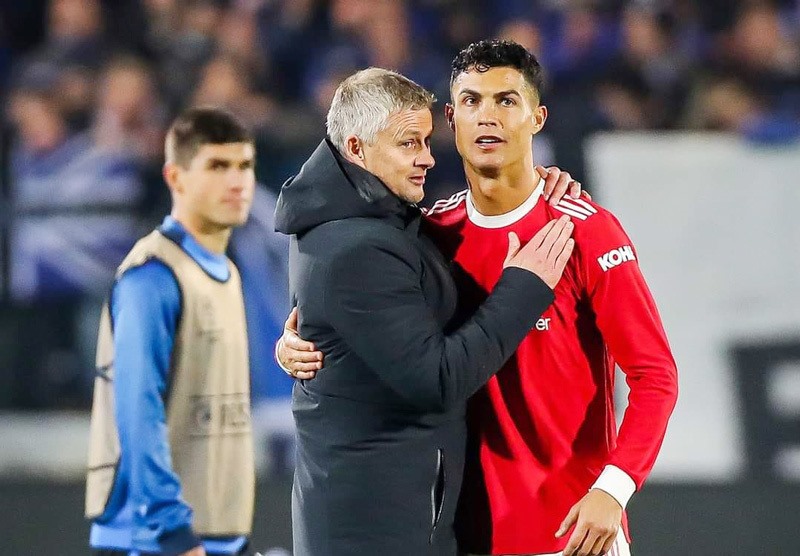 Cristiano Ronaldo vẫn đang “cứu” Solskjaer khỏi bị sa thải. Ảnh: UEFA