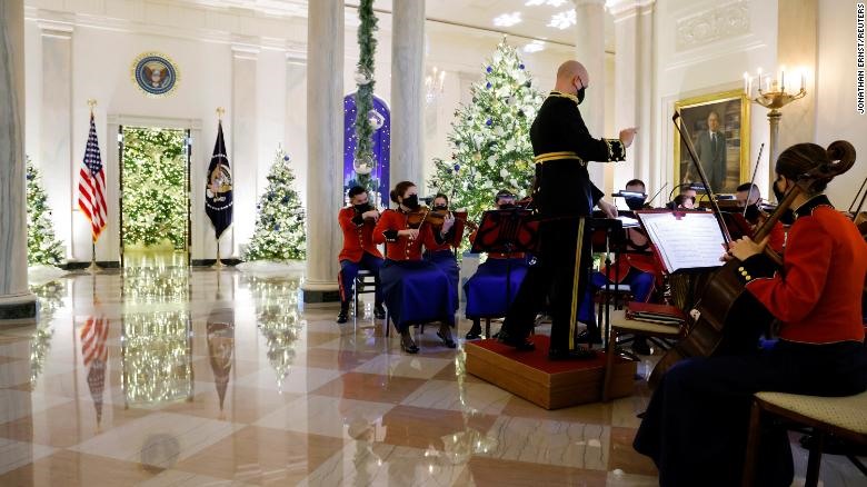 Nhà Trắng lung linh cho lễ Giáng sinh sắp tới. Ảnh: White House/AFP