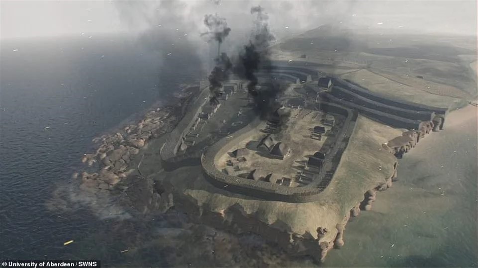 Từng xảy ra hỏa hoạn tại Pháo đài Burghead vào thế kỷ 10, có thể là do người Viking gây ra. Người Viking được cho là đã đột kích vào bờ biển Moray trong thời kỳ này. Sau trận hỏa hoạn, địa điểm bị bỏ trống cho đến thế kỷ 12. Ảnh: University of Aberdeen/SWNS