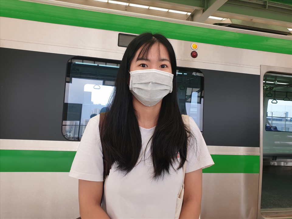 Chị Nguyễn Thị Ngoan kỳ vọng đường sắt Cát Linh - Hà Đông sẽ giúp giảm ùn tắc giao thông Hà Nội.