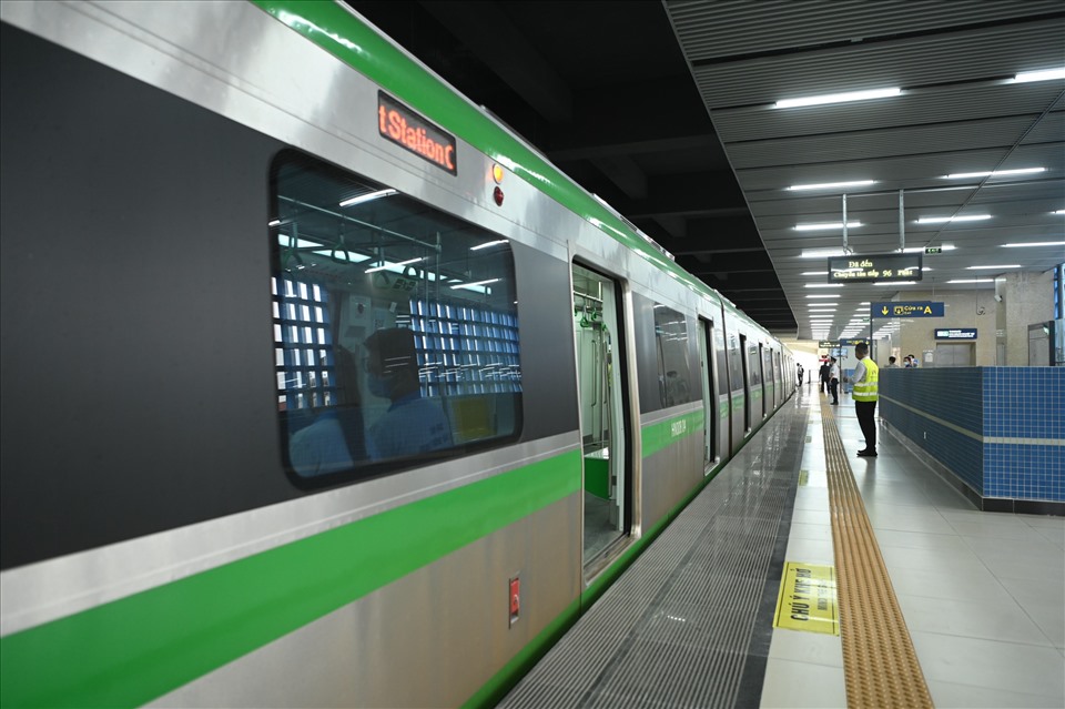 Tròn 1 thập kỷ xây dựng, dự án đường sắt đô thị tuyến Cát Linh - Hà Đông cũng về đích.