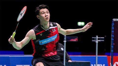 Lee Zii Jia thắng chỉ trong 2 hiệp nhưng là 2 hiệp vô cùng vất vả với Kidambi Srikanth tại bán kết HYLO mở rộng