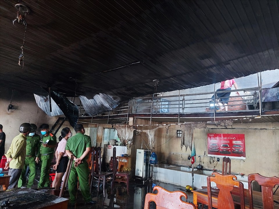 Hiện trường vụ hỏa hoạn gây thiệt hại hơn 100 triệu đồng ở Đắk Nông. Ảnh: Lệ Sương