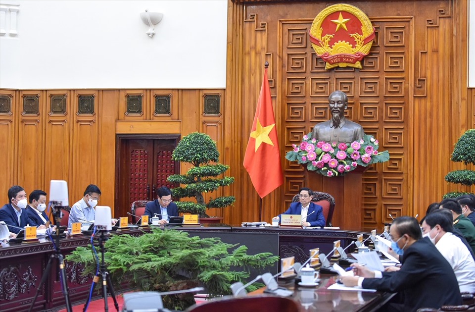 Thủ tướng Chính phủ Phạm Minh Chính phát biểu kết luận cuộc họp. Ảnh Nhật Bắc