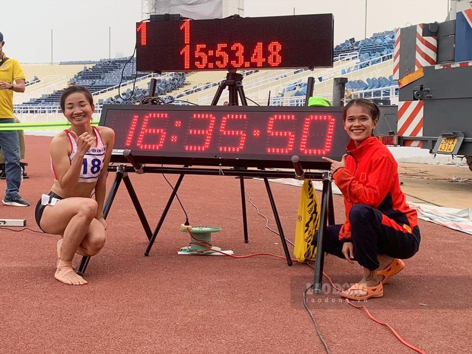 Nguyễn Thị Oanh phá kỷ lục quốc gia nội dung 5.000m nữ với thành tích. Ảnh: Minh Anh