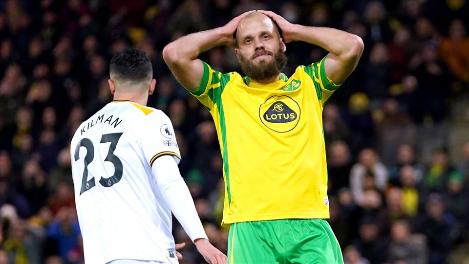 Pukki sẽ còn ôm đầu nhiều hơn nữa. Ảnh: Premier League