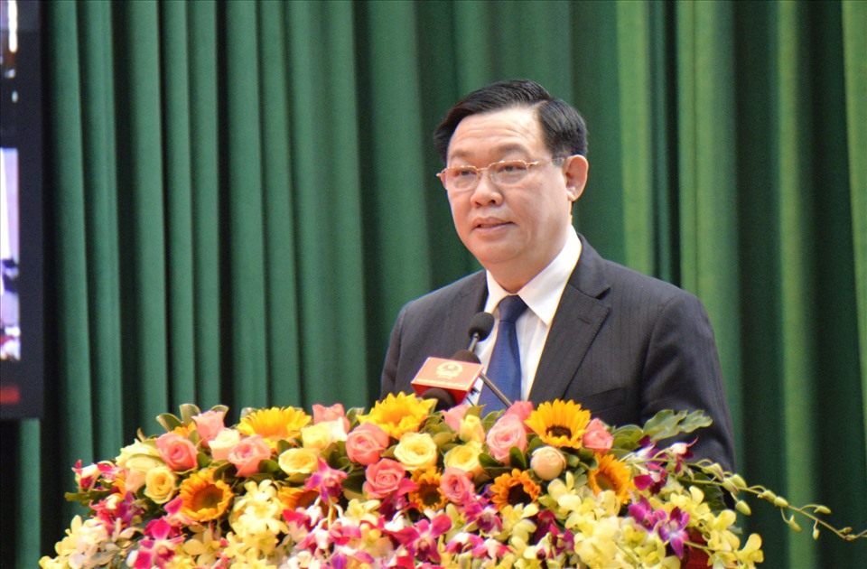 Chủ tịch Quốc hội Vương Đình Huệ phát biểu tại hội nghị.  Ảnh: Hà Khánh