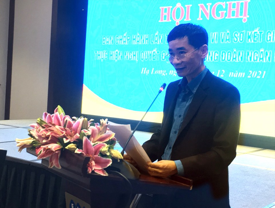 Phó Chủ tịch Tổng LĐLĐVN Việt Nam Trần Văn Thuật phát biểu tại hội nghị. Ảnh: CĐCC