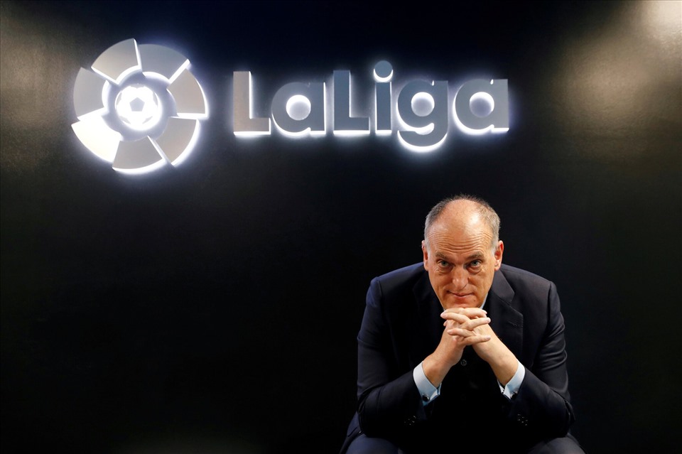 La Liga của Chủ tịch Javier Tebas chuẩn bị đón một dòng tiền rất lớn. Ảnh: AFP