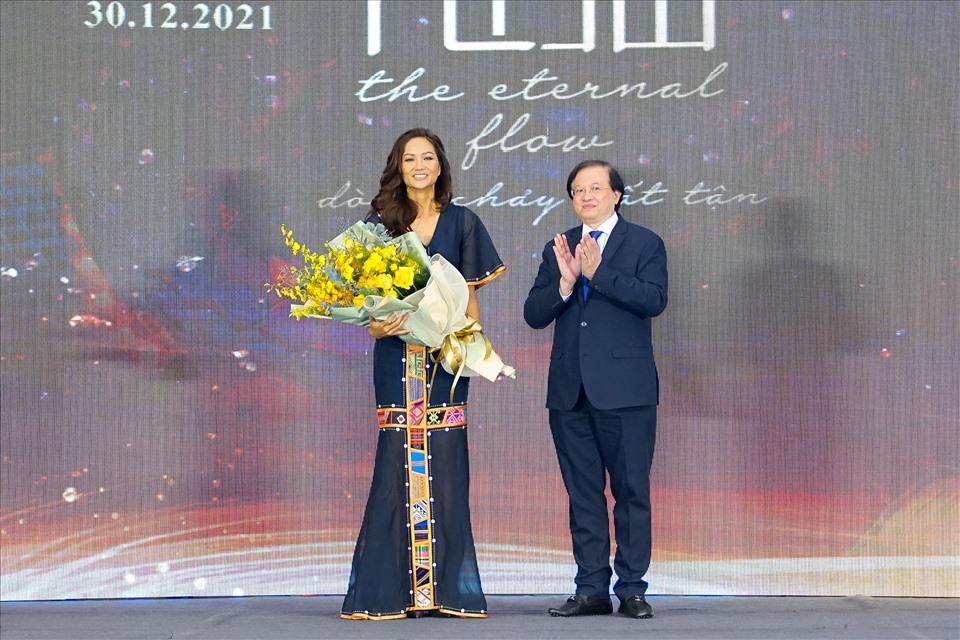 Hoa hậu H'Hen Niê được lựa chọn trở thành người đại diện hình ảnh của chương trình lần này. Ảnh: BTC