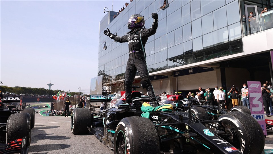Hamilton dày dạn kinh nghiệm hướng đến “kỳ quan thứ tám” trong sự nghiệp. Ảnh: Formula1