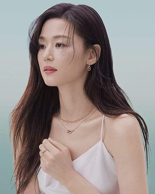 Nữ diễn viên Jun Ji Hyun