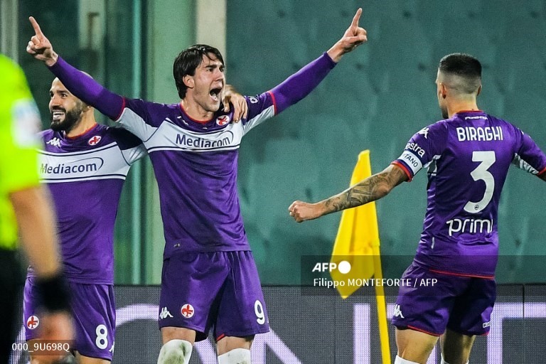 5. Dušan Vlahović (Fiorentina): 15 bàn thắng (30 điểm)