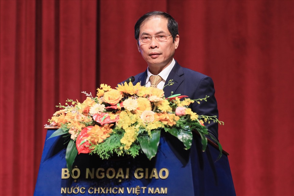 Bộ trưởng Ngoại giao Bùi Thanh Sơn phát biểu tại phiên khai mạc hội nghị. Ảnh: Bộ Ngoại giao