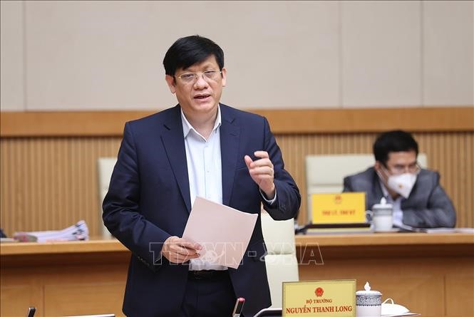 Bộ trưởng Bộ Y tế Nguyễn Thanh Long báo cáo tình hình và diễn biến dịch COVID-19.