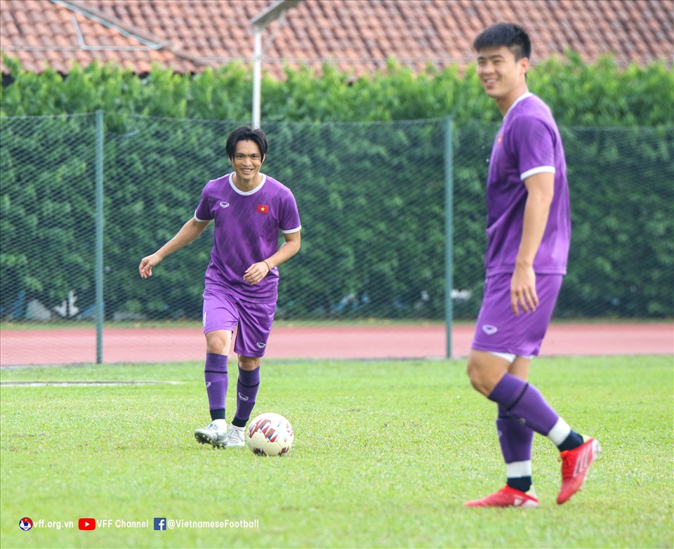 Trận đấu giữa tuyển Việt Nam và Campuchia sẽ diễn ra vào lúc 19h30 ngày 19.12. Ảnh: VFF