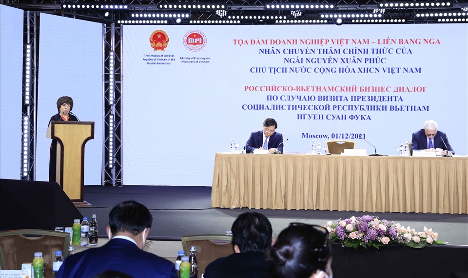 Nhà Sáng lập, Chủ tịch Hội đồng Chiến lược Tập đoàn TH – bà Thái Hương – phát biểu tại Diễn đàn doanh nghiệp Việt -  Nga tại Moscow ngày 1.12.
