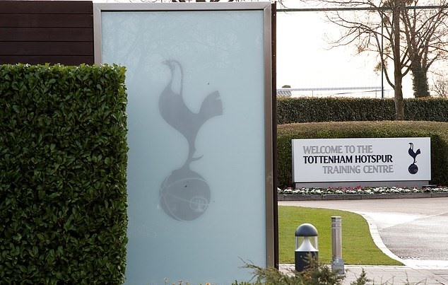 Tottenham thêm một lần lỡ hẹn với danh hiệu. Ảnh: AFP
