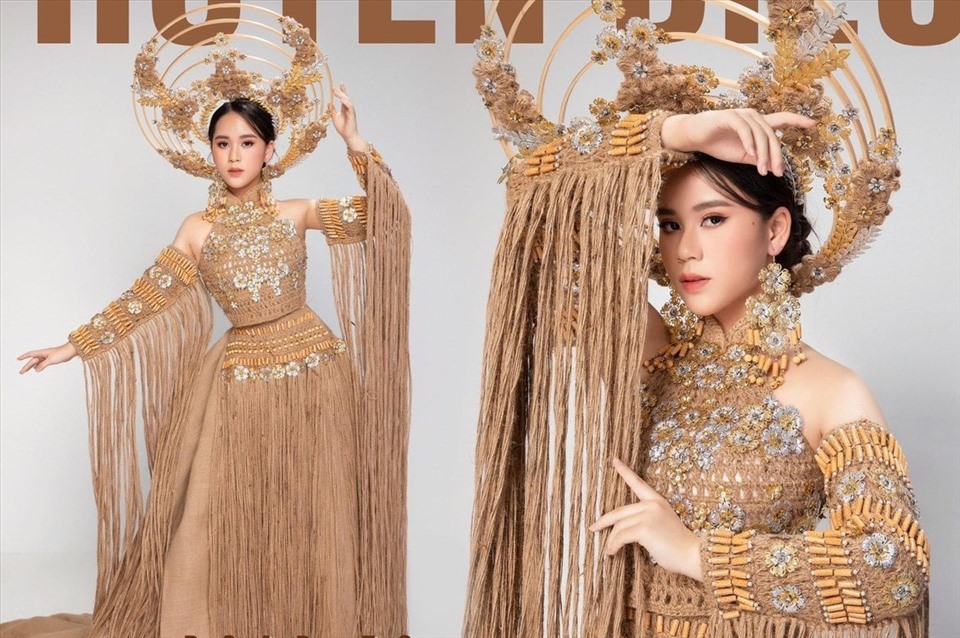 Bộ trang phục môi trường ấn tượng của Việt Nam từ khi công bố hình ảnh đã khiến cộng đồng mạng trầm trồ khen ngợi. Ảnh: NSCC.