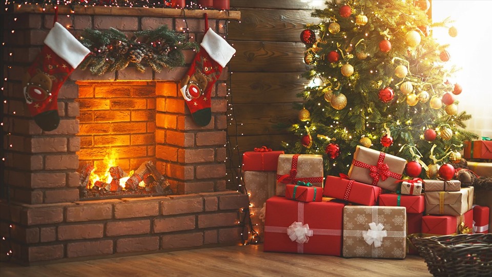 Lễ Giáng sinh còn được gọi là lễ Thiên Chúa giáng sinh, Christmas, Xmas hay Noel. Ảnh: CMH