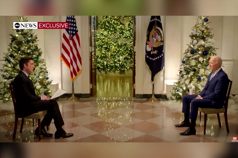 Tổng thống Joe Biden trả lời phỏng vấn ABC News hôm 22.12. Ảnh chụp màn hình