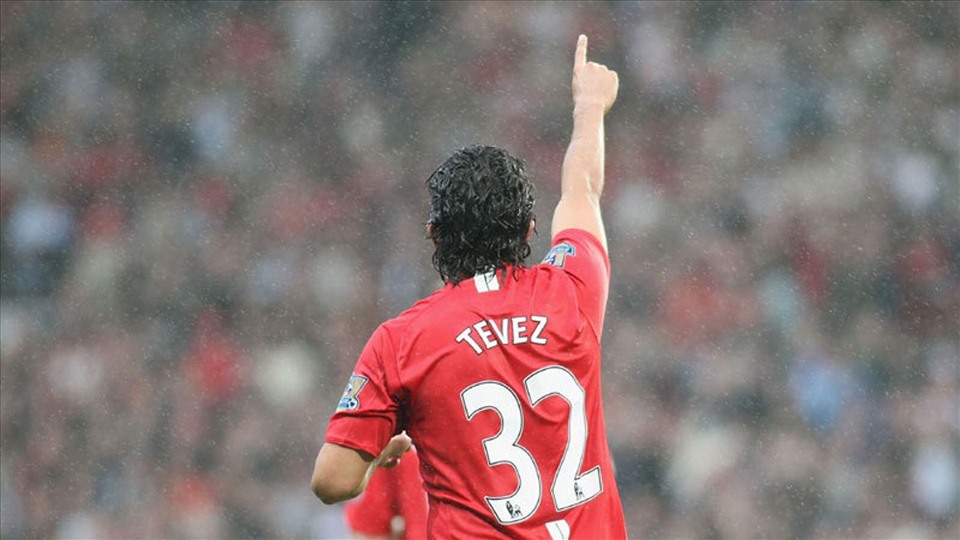 Số 32 đầy tranh cãi như chính tính cách của Tevez. Ảnh: Premier League