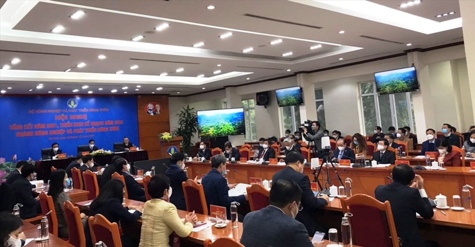 Ngành NNPTNT báo cáo Thủ tướng Chính phủ những kết quả đạt được trong năm 2021. Ảnh: Giang Nguyễn