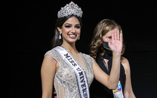 Miss Universe 2021 Sandhu liên tục bị tố về thái độ bất lịch sự. Ảnh: M.U