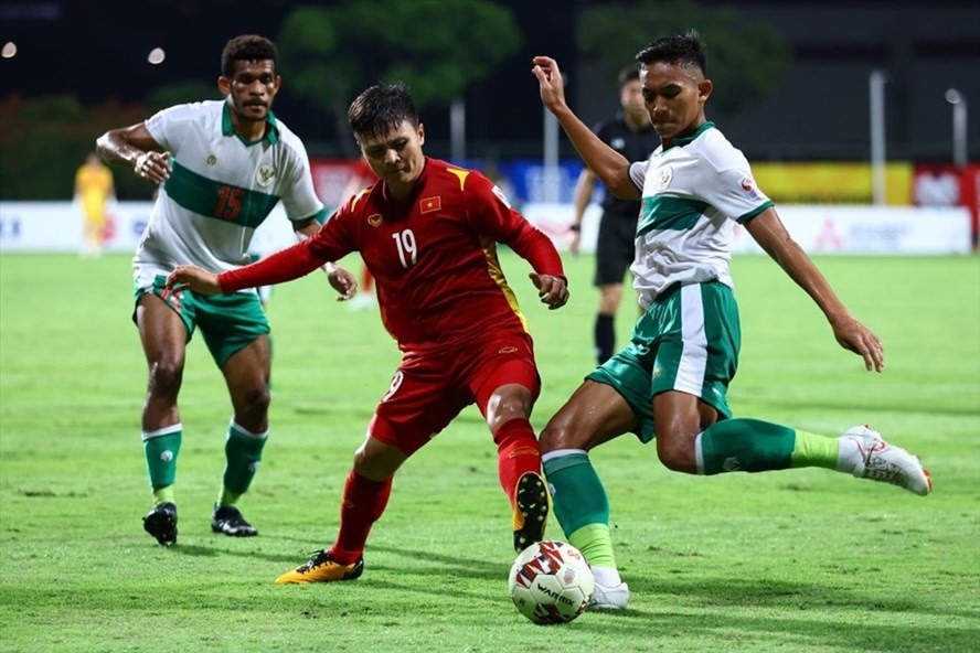 Quang Hải là ngôi sáng sáng nhất của tuyển Việt Nam tại AFF Cup 2020. Ảnh: AFP