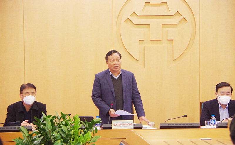 Phó Bí thư Thành ủy Nguyễn Văn Phong phát biểu kết luận phiên họp.