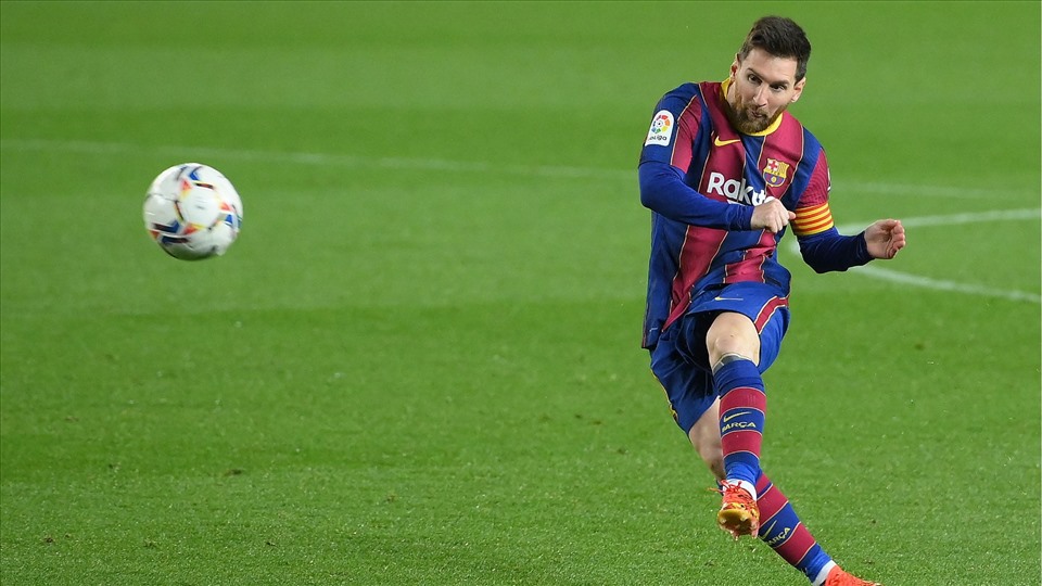 Messi và bàn thắng đáng nhớ nhất cho Barca trong năm 2021. Ảnh: La Liga