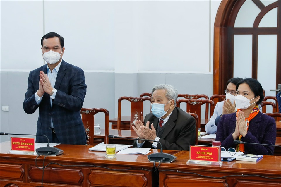 Ông Nguyễn Đình Khang, Chủ tịch Tổng Liên đoàn Lao động Việt Nam dự hội nghị.