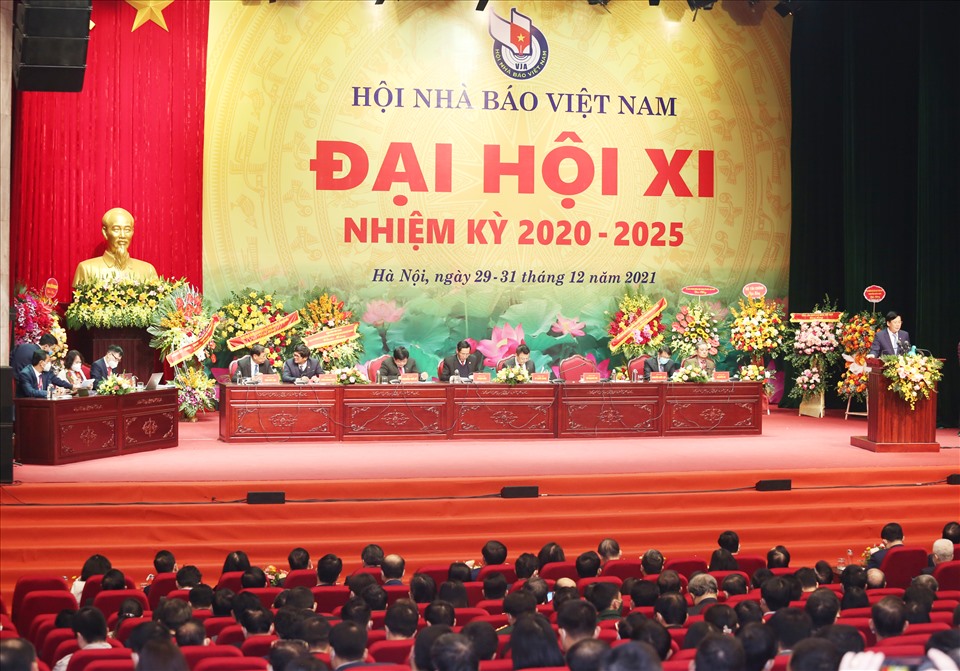 Toàn cảnh phiên chính thức Đại hội Đại biểu toàn quốc Hội Nhà báo Việt Nam khoá XI. Ảnh T.Vương