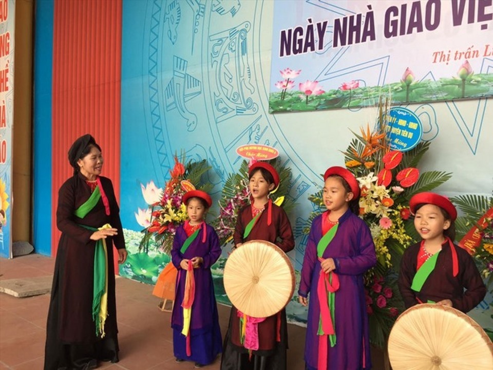 Các trường học tại Bắc Ninh đẩy mạnh dạy dân ca Quan họ cho học sinh. Ảnh: IT.