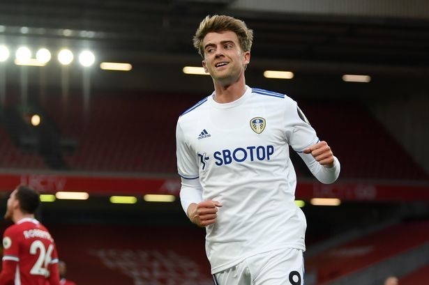 4. Patrick Bamford (Tiền vệ tấn công/Tiền đạo - Leeds United): 11 bàn thắng