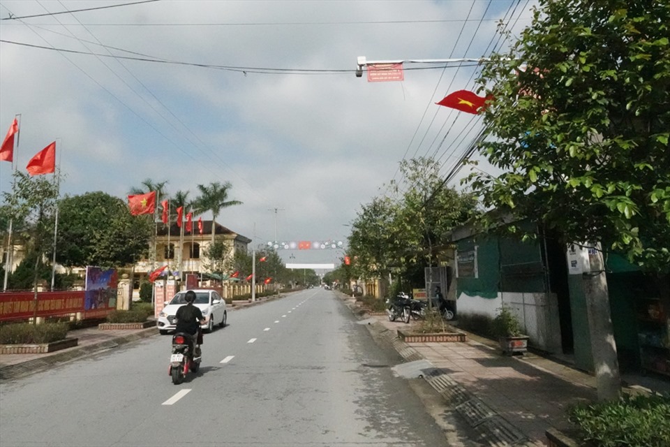 Camera an ninh ở xã Tân Lâm Hương. Ảnh: Trần Tuấn.