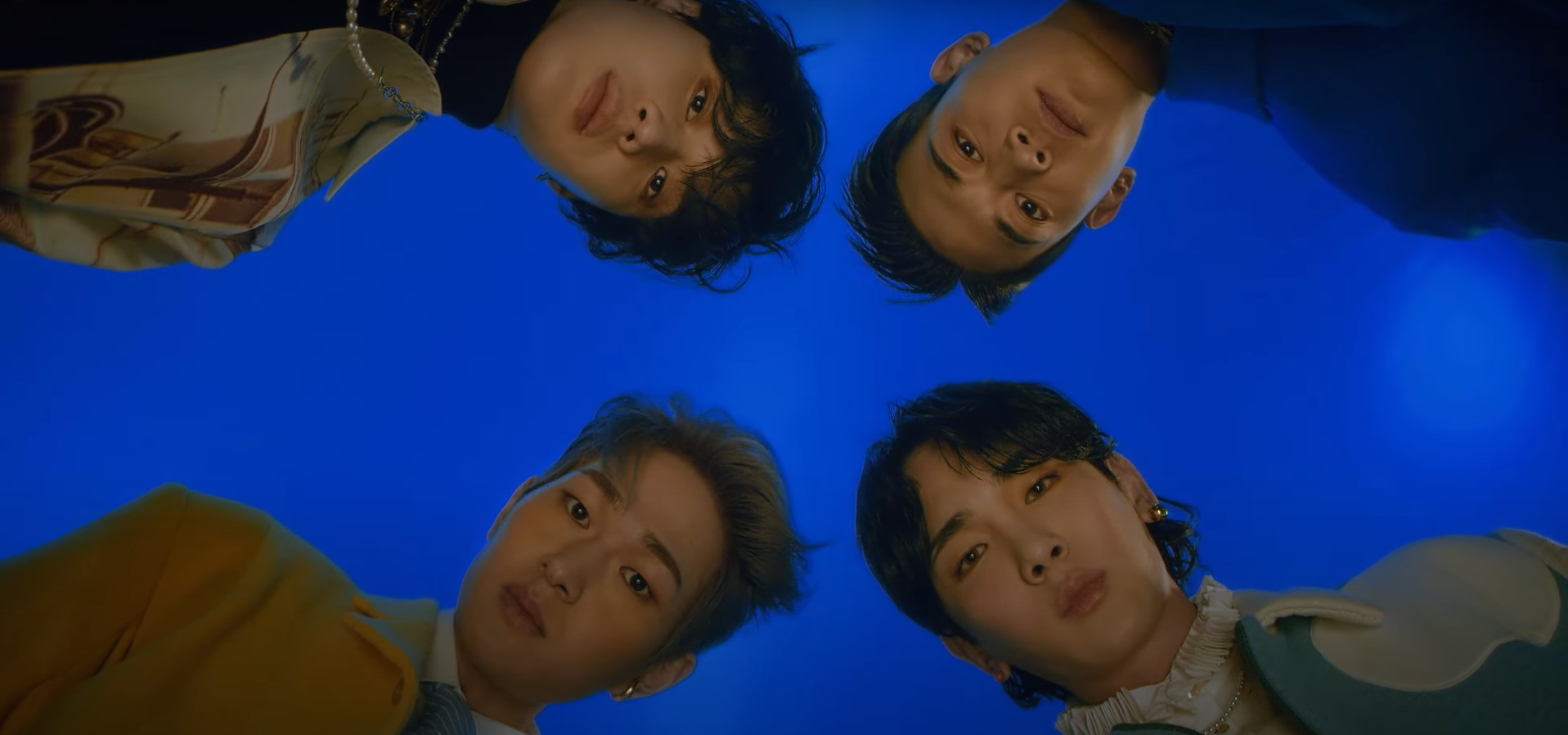 SHINee vẫn giữ được phong độ và cá tính riêng của nhóm dù trải qua một thời gian dài không hoạt động chung. Ảnh nguồn: Xinhua.