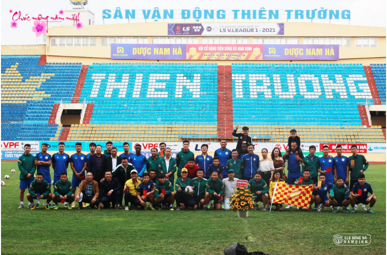 Câu lạc bộ Nam Định đặt mục tiêu sẽ giành vé trụ hạng ở V.League 2021. Ảnh: NĐFC