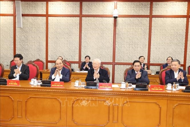 Tổng Bí thư, Chủ tịch Nước Nguyễn Phú Trọng phát biểu kết luận phiên họp.