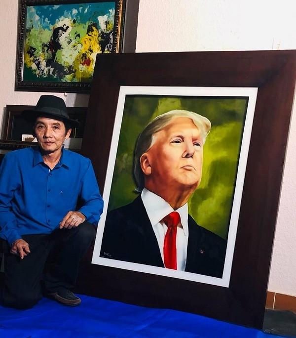 Đáng chú ý, nhân chuyến thăm Việt Nam và tham dự Hội nghị thượng đỉnh Mỹ – Triều Tiên lần 2 năm 2019 của tổng thống Mỹ Donald Trump, họa sĩ Đoàn Việt Tiến đã được lựa chọn để vẽ chân dung vị tổng thống này. Bức tranh trở thành món quà ngoại giao độc đáo của Việt Nam, được tổng thống Donald Trump vô cùng thích thú.