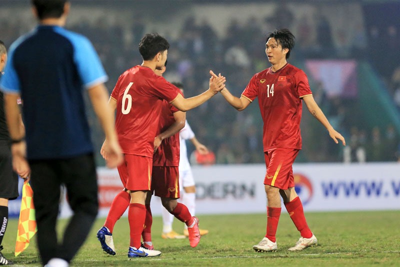 Đội tuyển Việt Nam có lợi thế về lịch thi đấu khi sẽ gặp Indonesia trước trận Malaysia. Ảnh: VFF