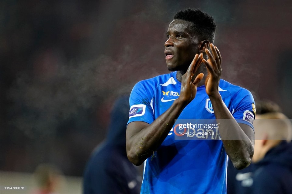 2. Paul Onuachu (Genk): 22 bàn thắng (33 điểm)