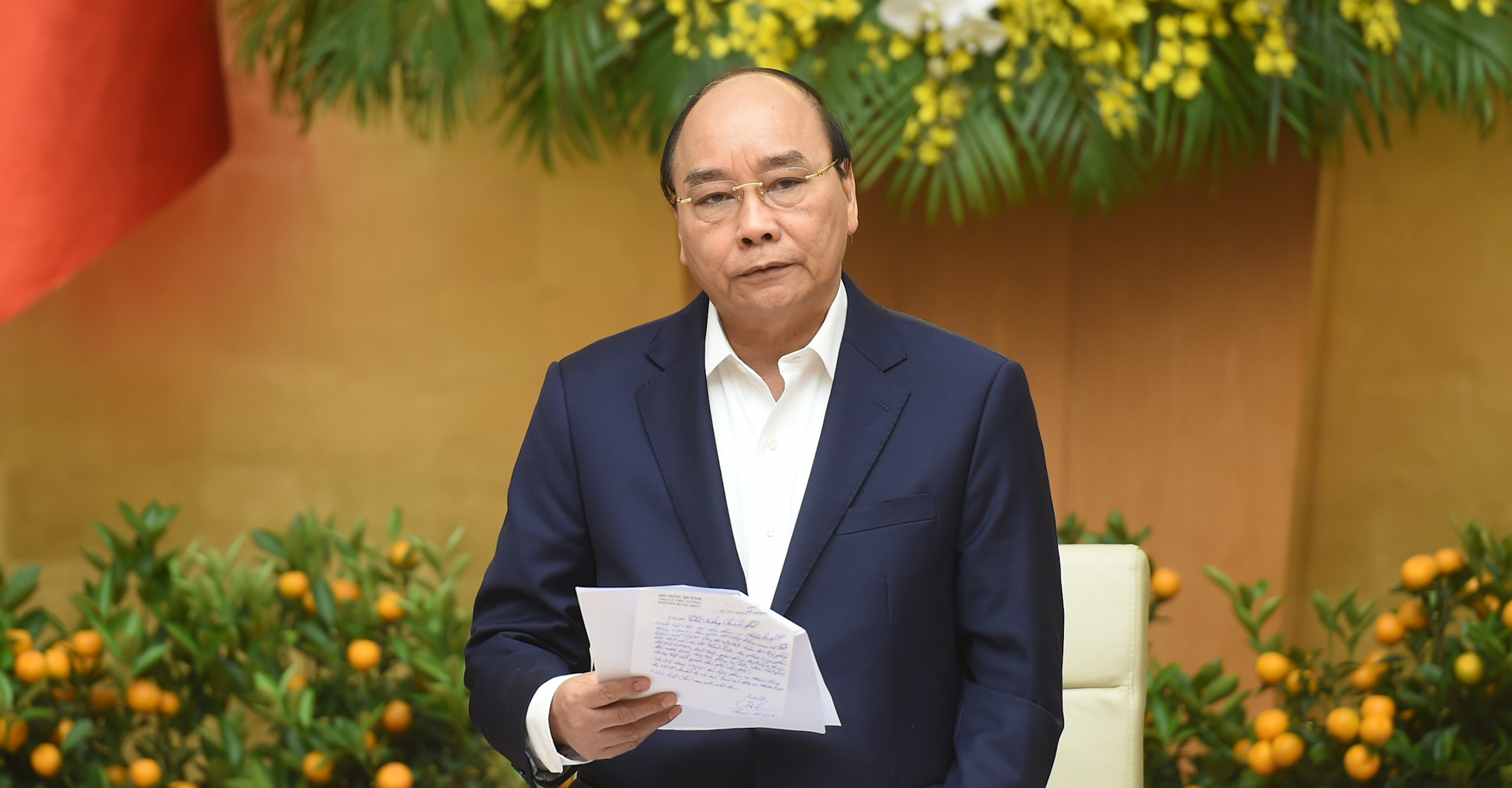 Thủ tướng Nguyễn Xuân Phúc phát biểu tại cuộc họp. Ảnh VGP