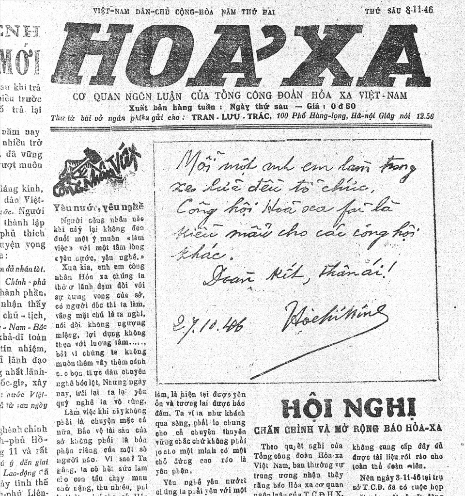 Bút tích của Hồ chủ tịch trên Báo Hỏa xa ngày 8 - 11 - 1946. Ảnh: Tư liệu