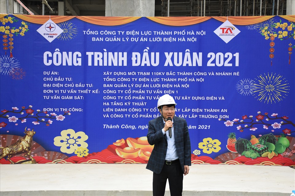 Ông Nguyễn Danh Duyên – Tổng Giám đốc EVNHANOI phát biểu  tại buổi lễ ra quân công trình đầu xuân 2021.
