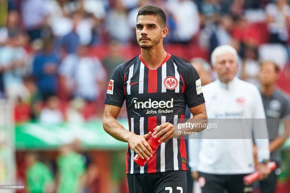 2. André Silva (Tiền đạo - Eintracht Frankfurt): 18 bàn thắng